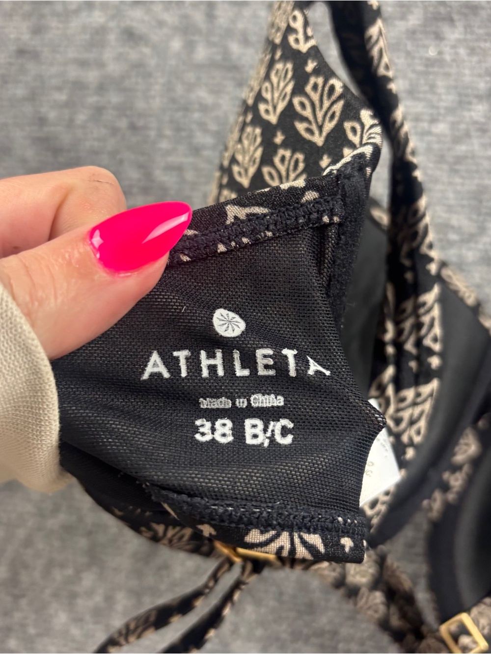 ATHLETA Womens Black/Tan Aqualuxe Print Underwire Front Twist Bikini Top- 38 B/C - Picture 4 of 6